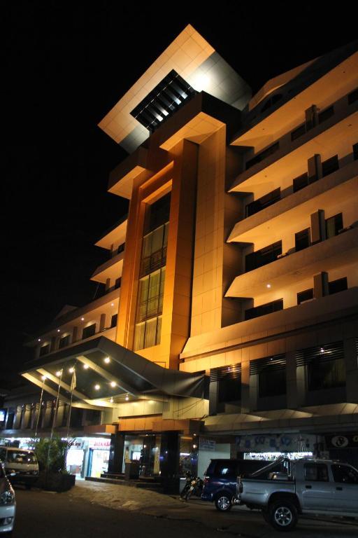 Hotel Kini Pontianak Zewnętrze zdjęcie